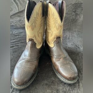 Men’s Justin western boots round toe